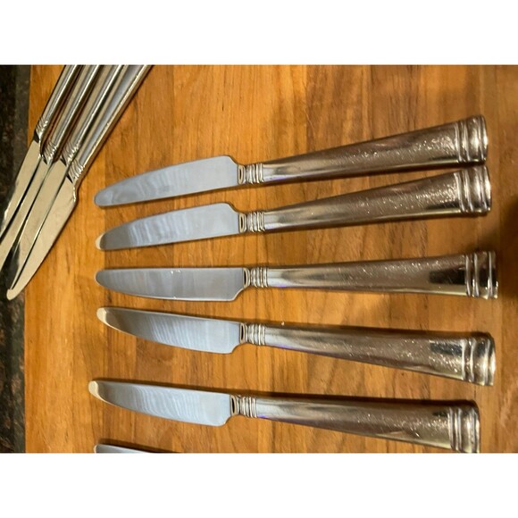 8 Cambridge Codie pattern Stainless steel Flatware knives - Picture 3 of 5